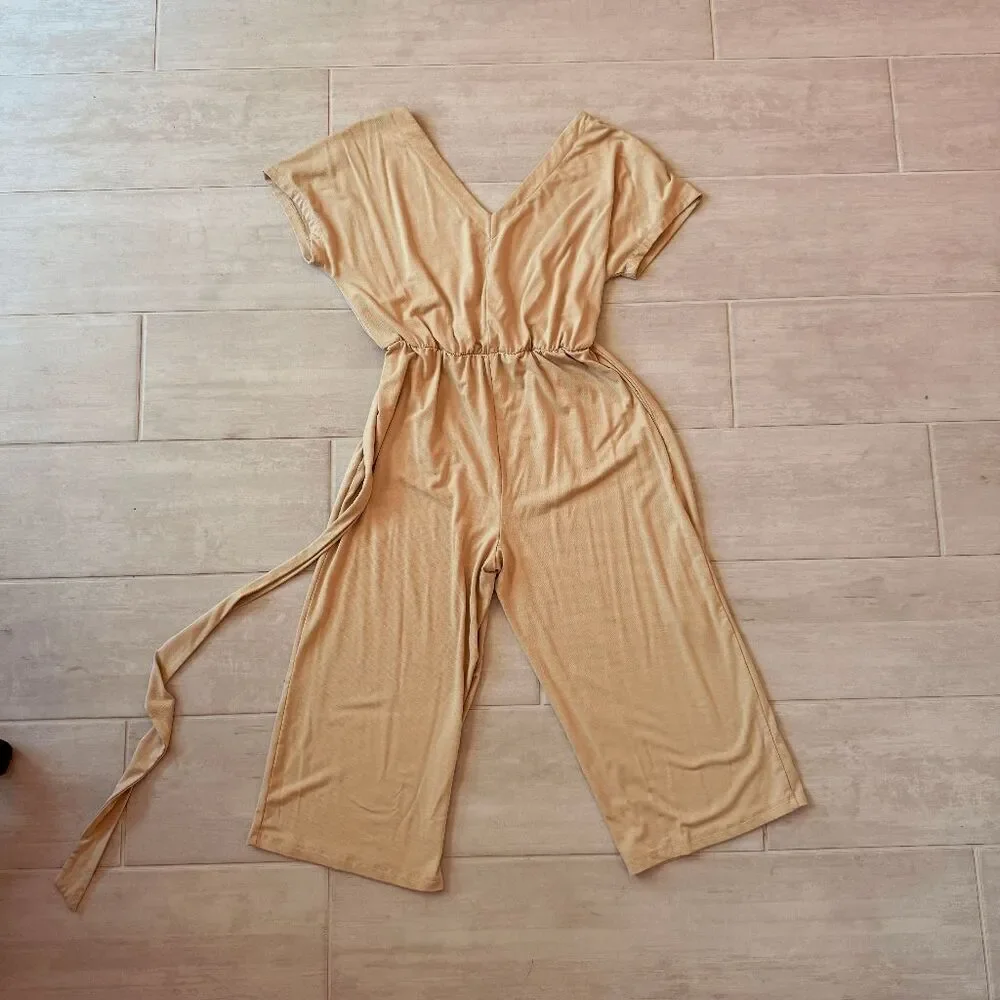 AnyBody Jumpsuit Beige Short Sleeve Wide Leg Romper V Neck Wrap-Over Bodice S - Picture 7 of 8